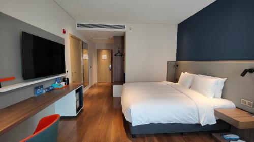 holiday inn express beijing yizhuang tongminghu an ihg hotel