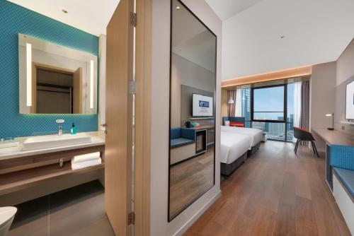 holiday inn express beijing yizhuang tongminghu an ihg hotel