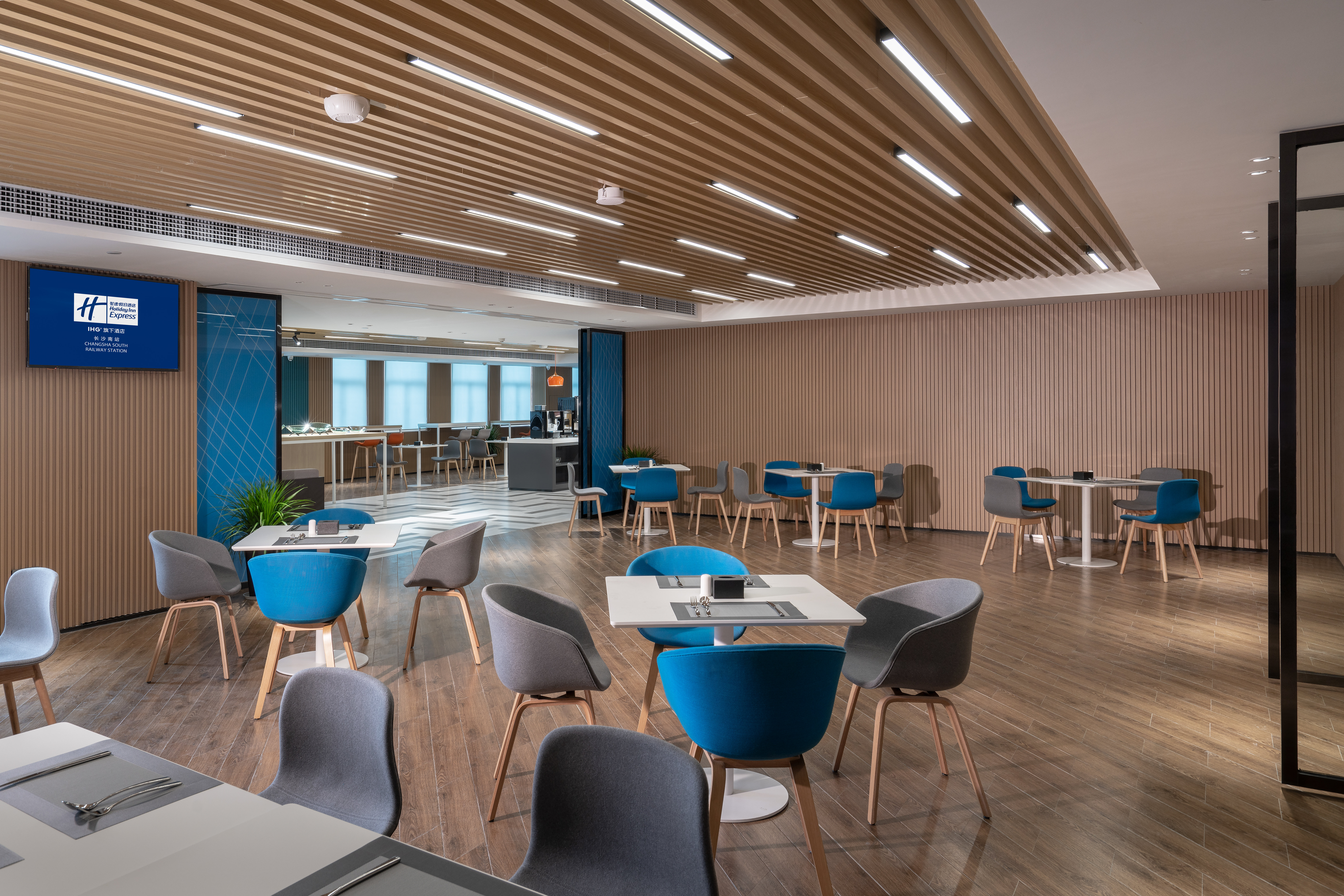 holiday inn express changsha south railway station an ihg hotel