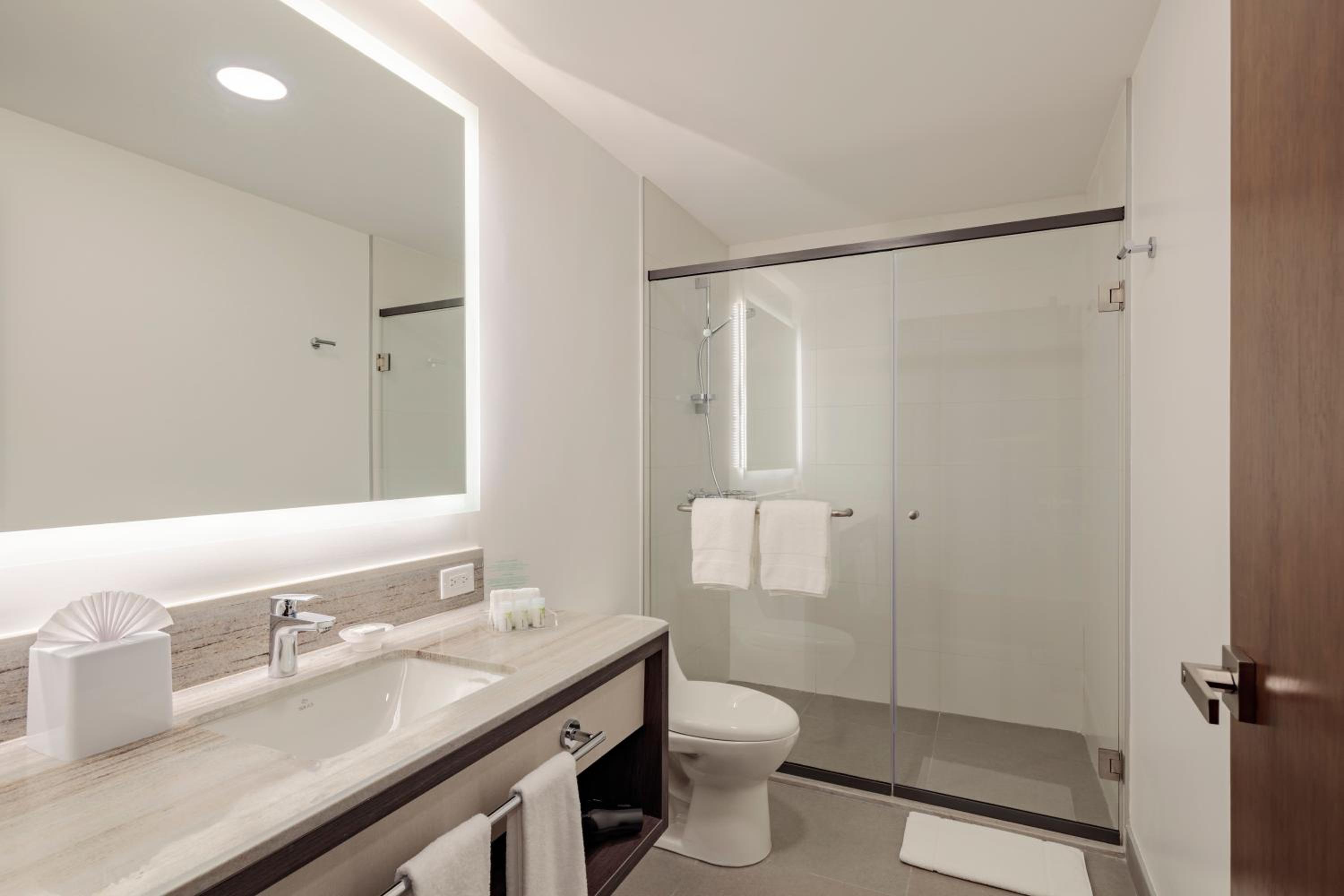 holiday inn quito airport an ihg hotel