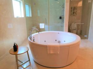 cormar suites