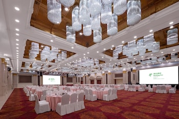 holiday inn foshan nanhai central an ihg hotel
