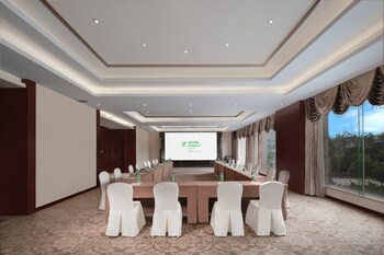 holiday inn foshan nanhai central an ihg hotel