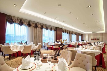 holiday inn foshan nanhai central an ihg hotel