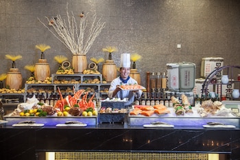 holiday inn foshan nanhai central an ihg hotel