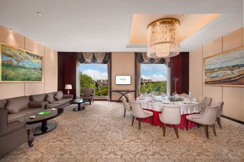 holiday inn foshan nanhai central an ihg hotel