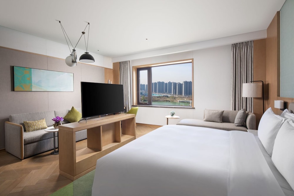 holiday inn zhengzhou high tech zone an ihg hotel
