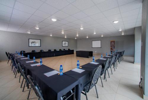 khayalami hotel emalahleni