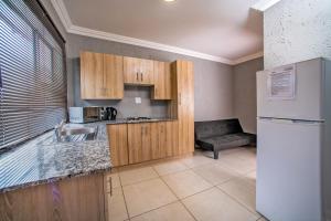 khayalami hotel emalahleni