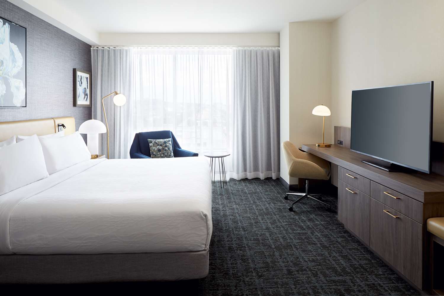 hilton garden inn montreal midtown