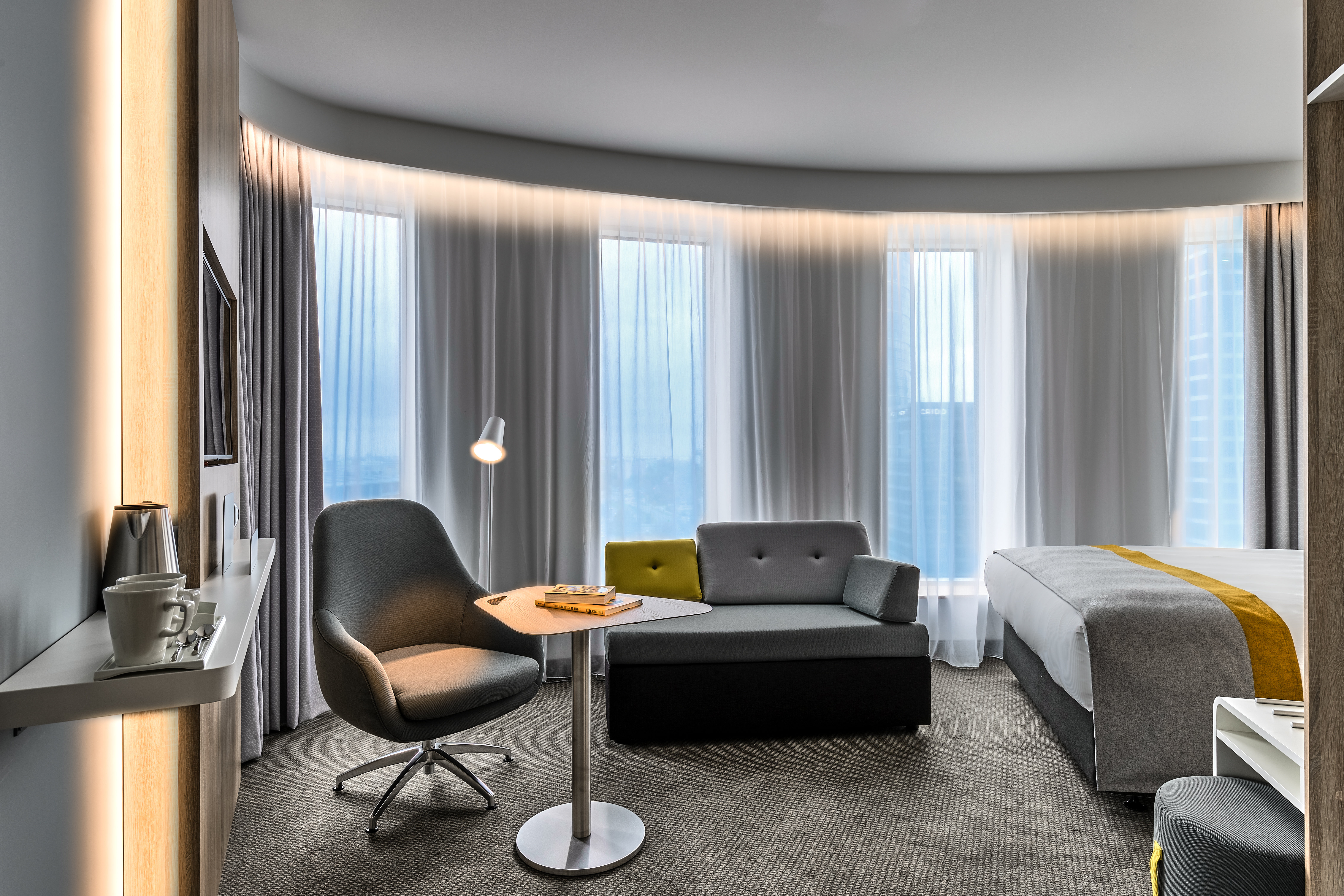 holiday inn express warsaw the hub an ihg hotel