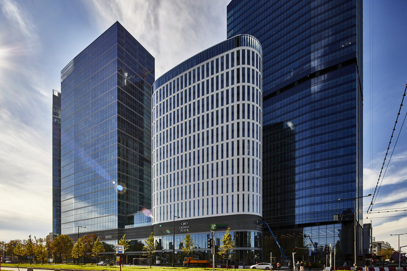 holiday inn express warsaw the hub an ihg hotel