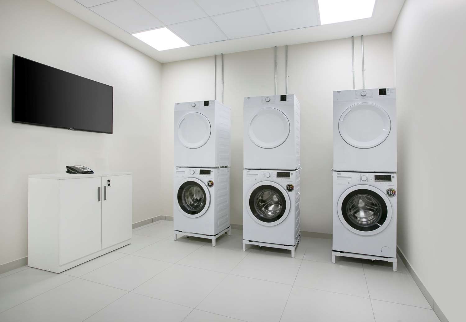 hilton garden inn riyadh financial district