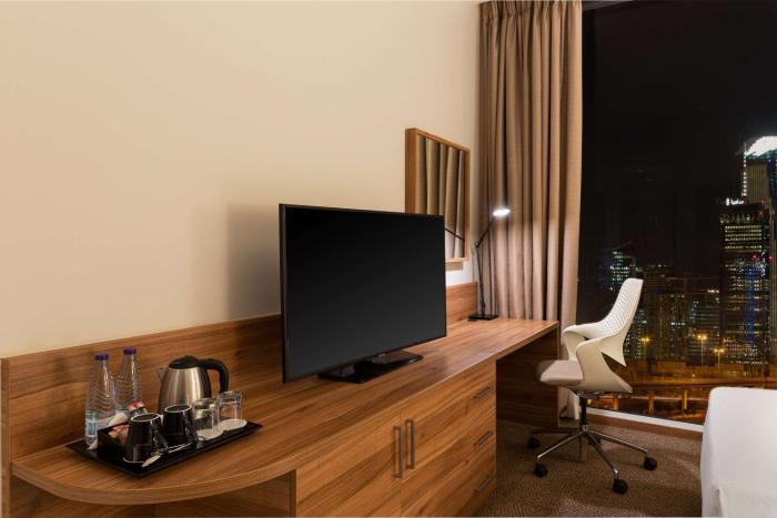 hilton garden inn riyadh financial district
