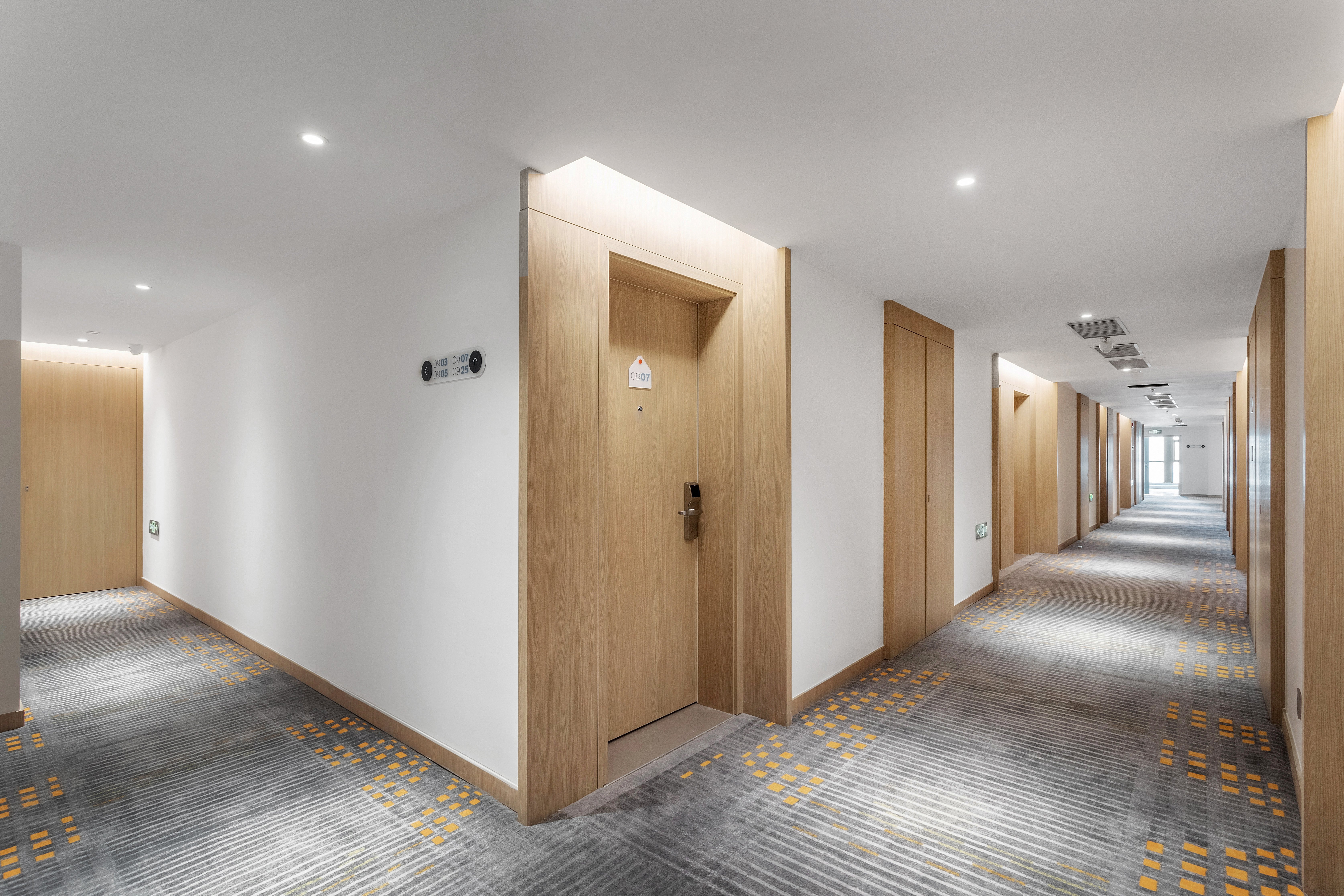 holiday inn express dali xiaguan an ihg hotel
