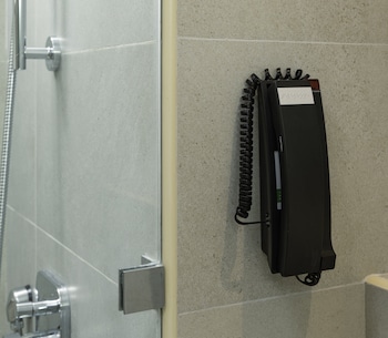 holiday inn and suites al jubail an ihg hotel