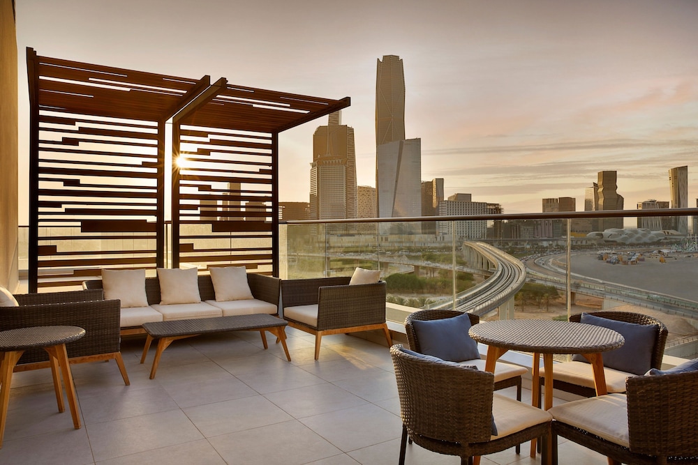 courtyard by marriott riyadh northern ring road