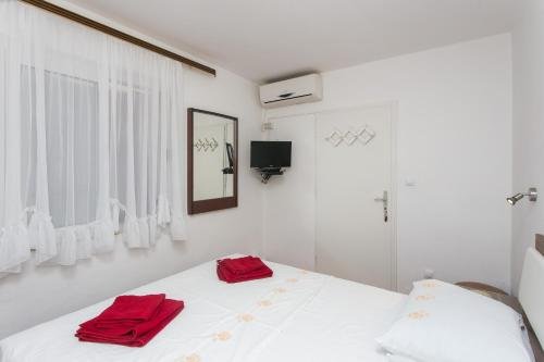 rooms edna