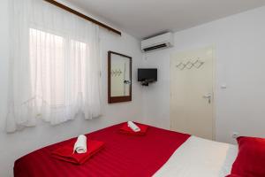 rooms edna