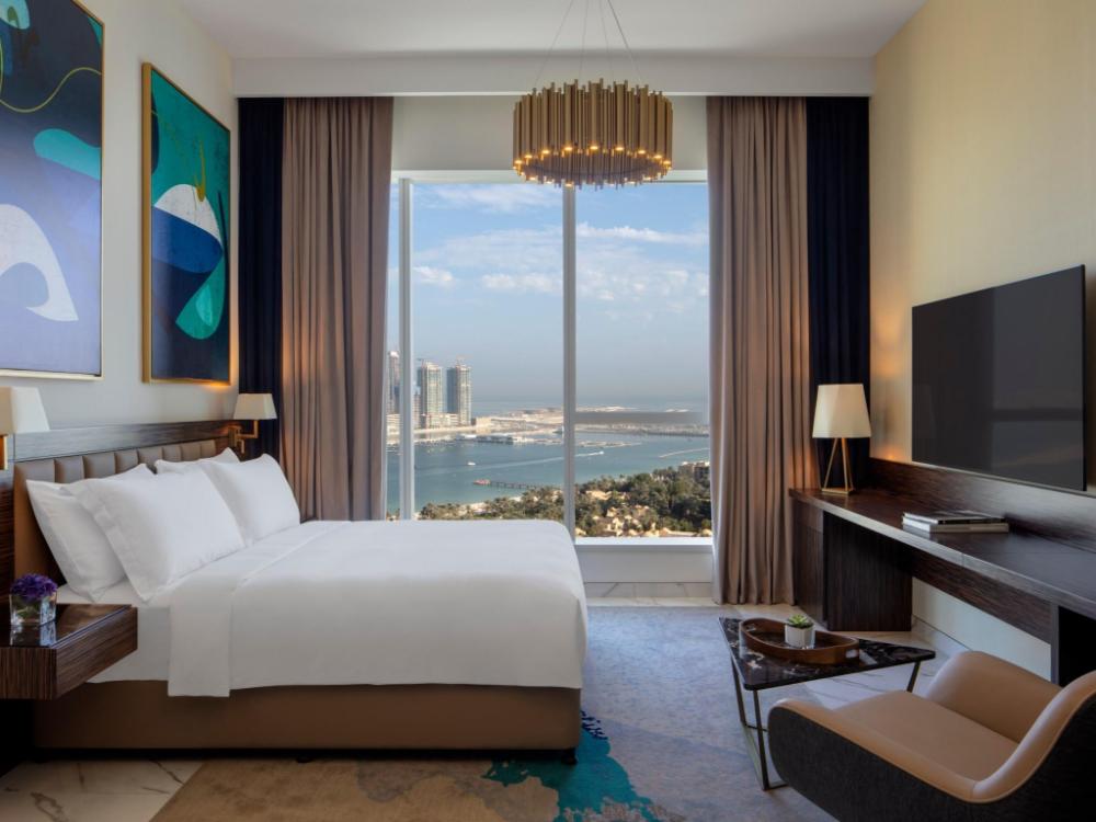 avani palm view dubai hotel and suites