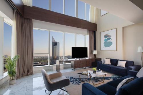 avani palm view dubai hotel and suites