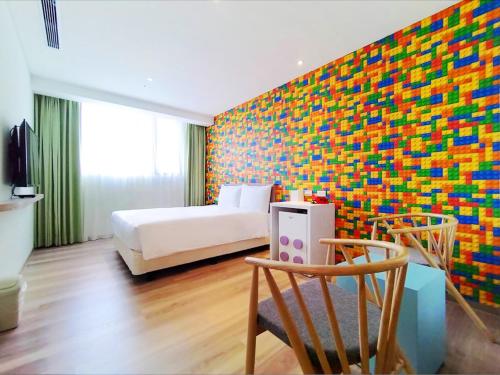 the brick hotel