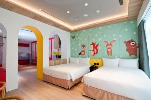 the brick hotel