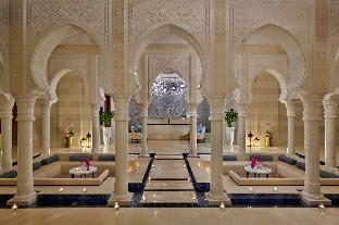 Hilton Salwa Beach Resort & Villas,,5 star