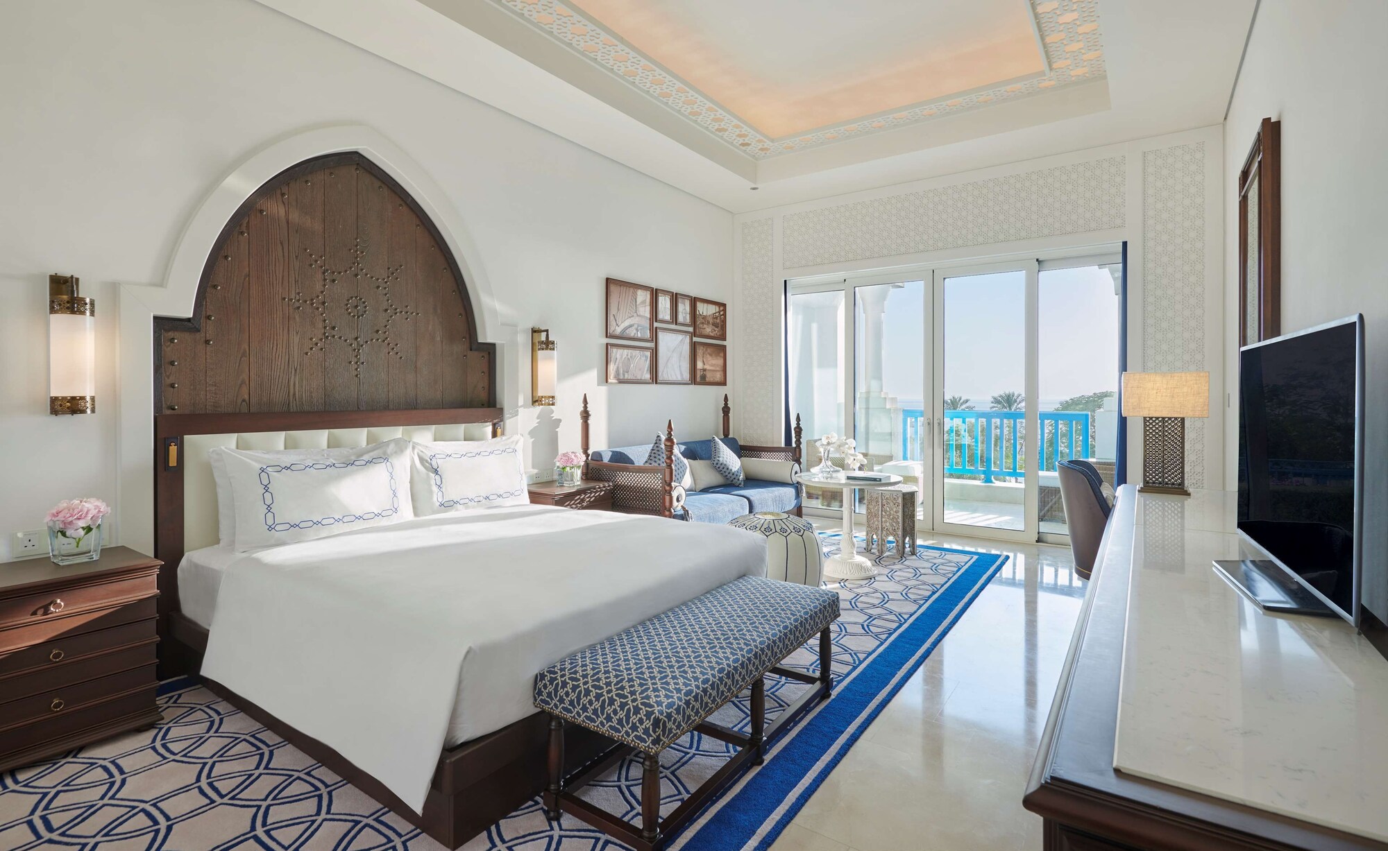 hilton salwa beach resort and villas