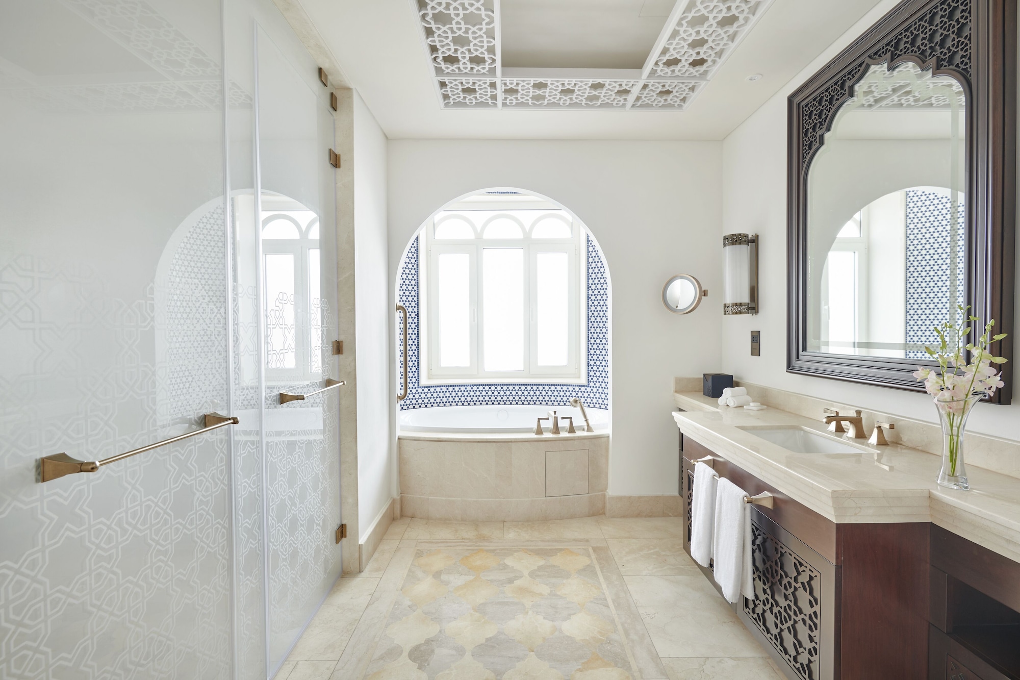 hilton salwa beach resort and villas