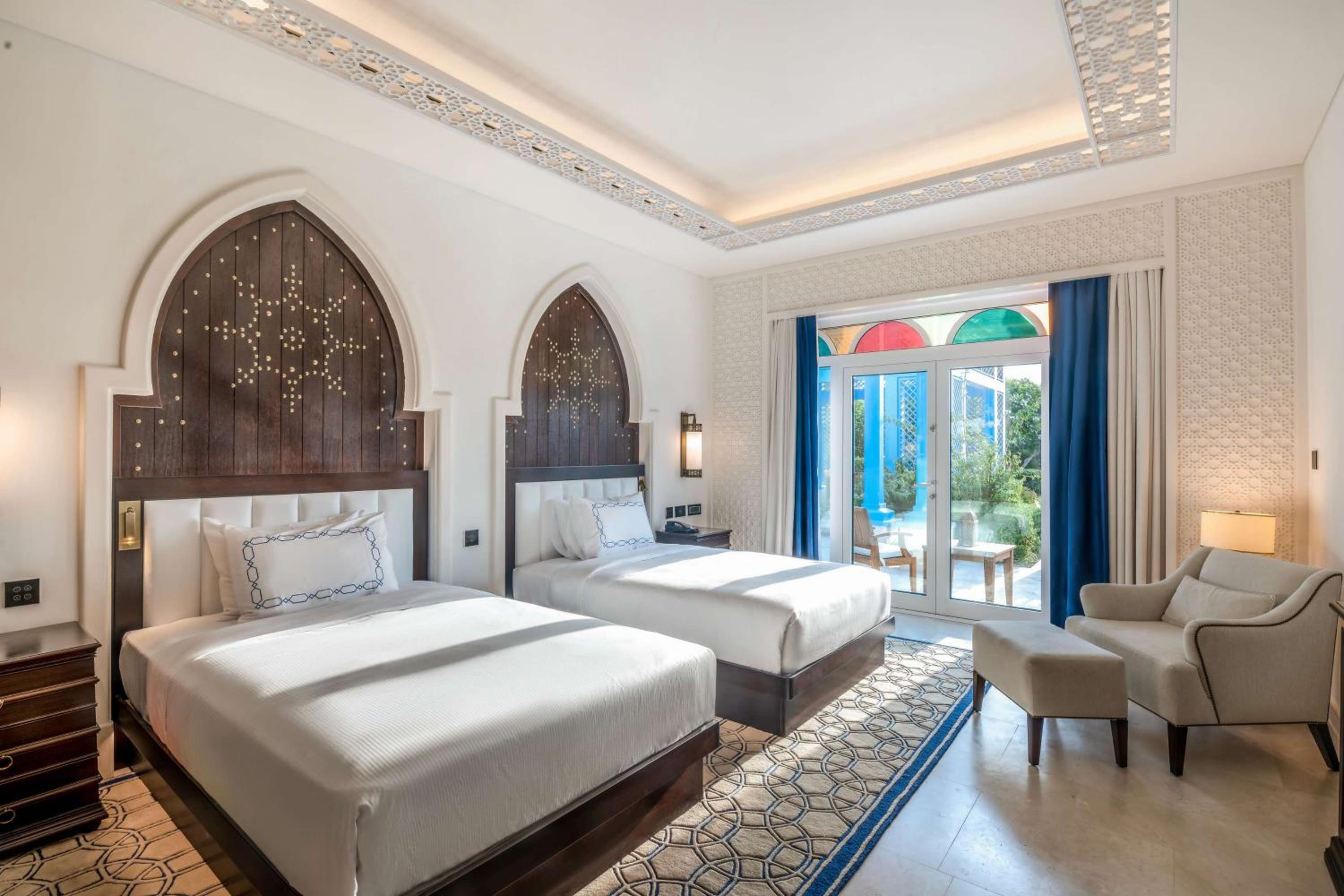hilton salwa beach resort and villas