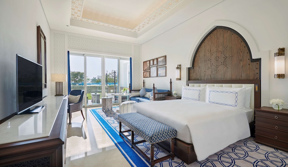 hilton salwa beach resort and villas