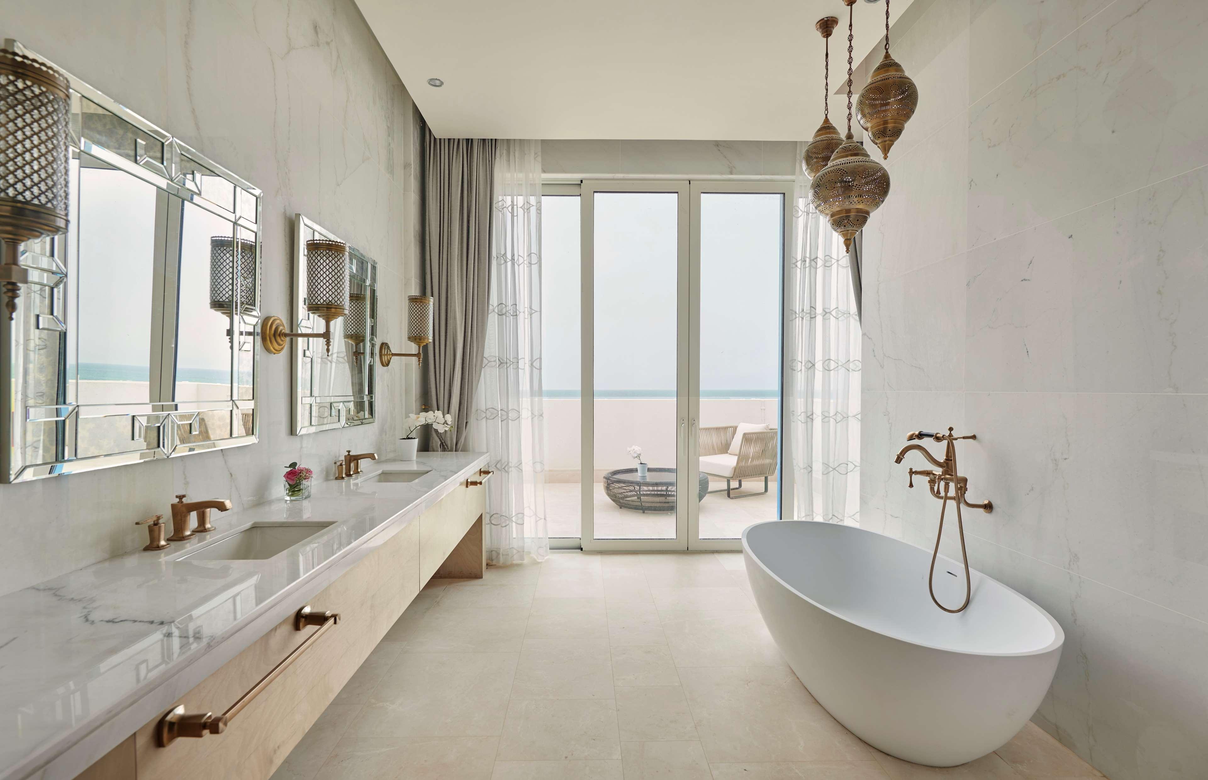 hilton salwa beach resort and villas