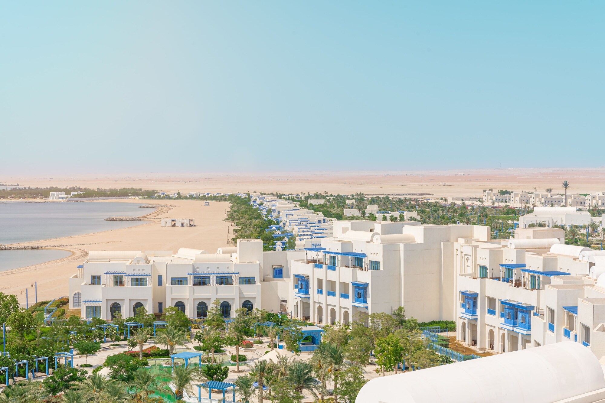 hilton salwa beach resort and villas