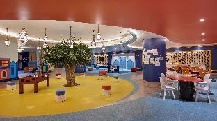 hilton salwa beach resort and villas