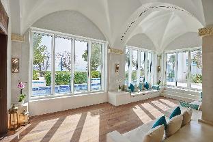 hilton salwa beach resort and villas