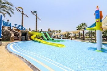 hilton salwa beach resort and villas