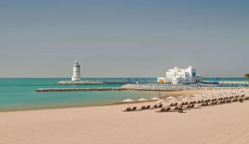 hilton salwa beach resort and villas