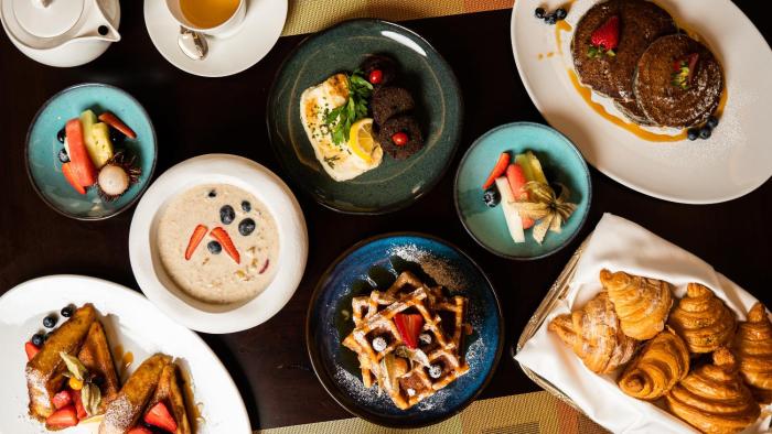 hilton salwa beach resort and villas