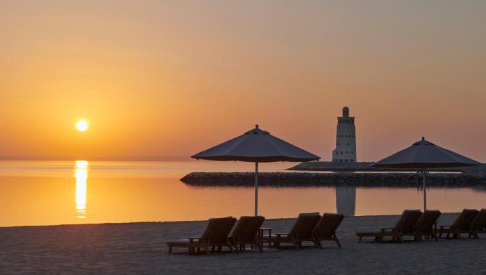 hilton salwa beach resort and villas