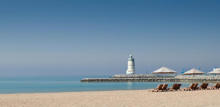 hilton salwa beach resort and villas