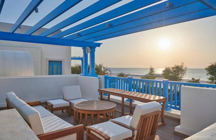 hilton salwa beach resort and villas