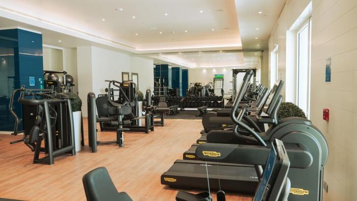 hilton salwa beach resort and villas