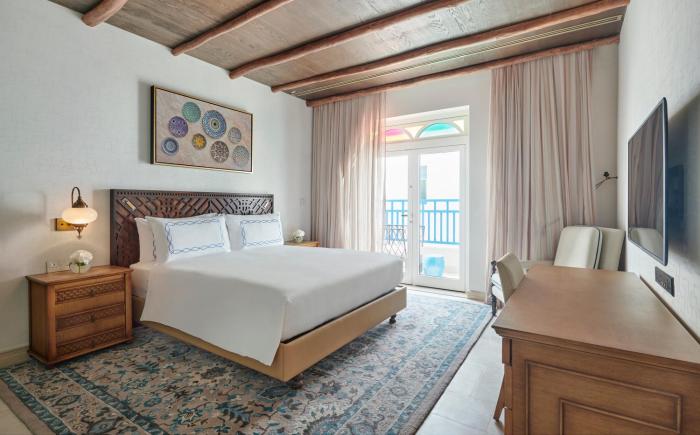 hilton salwa beach resort and villas