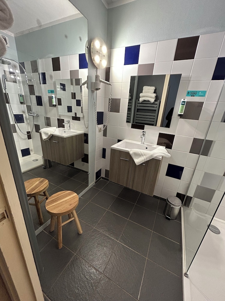 hotel les gravades