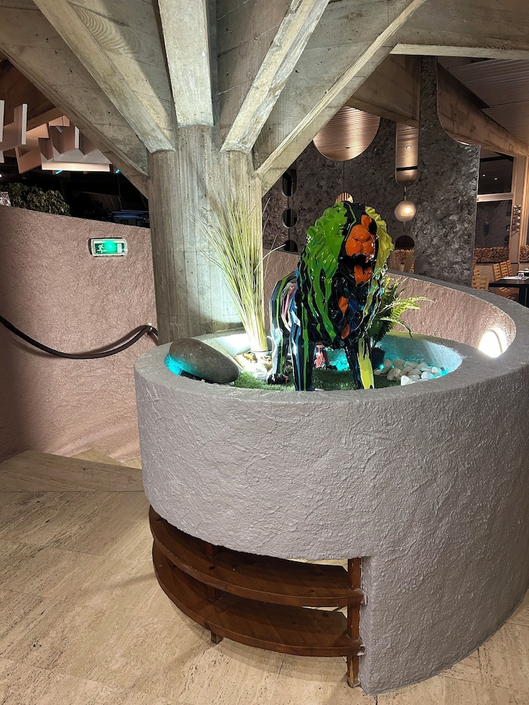 hotel les gravades