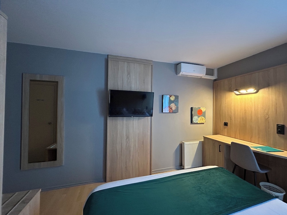 hotel les gravades