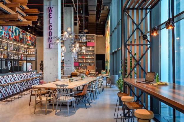 moxy lisboa oriente