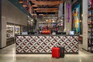 moxy lisboa oriente