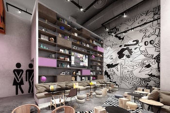 moxy lisboa oriente